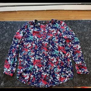 Never worn Adrianna Papell blouse, size S